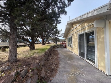 Lake Home For Sale in Weed, California