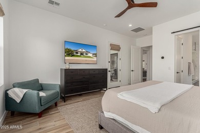 The modern Farmhouse ''St Helena'' model next to the Clubhouse - photo 23