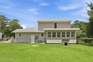 Newly remodeled spacious home just outside Morehead City. Quiet - photo 31