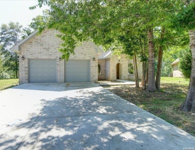 Lake Home For Sale in Hot Springs, Arkansas
