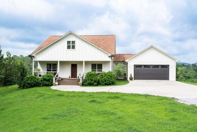Beautiful lakefront retreat on the Cullman side of Smith - Lake Home For Sale in Cullman, Alabama