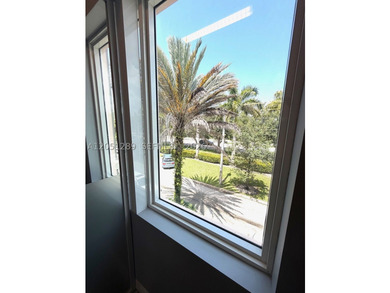Prime Commercial Office on Palm Avenue - Exceptional Business - photo 7