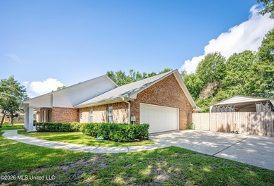 Welcome home to this spacious 3-bedroom, 2-bath brick home - photo 3