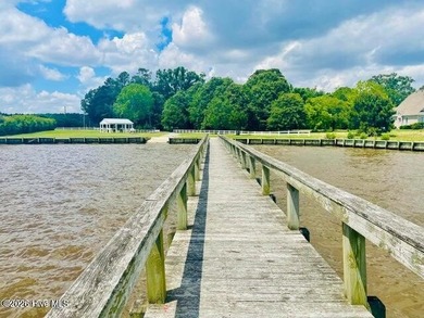 Albemarle Shores presents an exquisite opportunity for those - photo 9