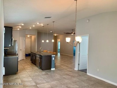 Move in ready! (See Private Remarks) 4 bed/2 bath, 2 car garage - photo 31