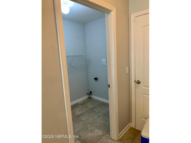 Move in ready! (See Private Remarks) 4 bed/2 bath, 2 car garage - photo 42