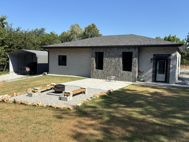 Grand Lake O the Cherokees Home For Sale in Grove Oklahoma