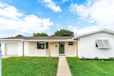 Lake Clarke Home For Sale in West Palm Beach Florida