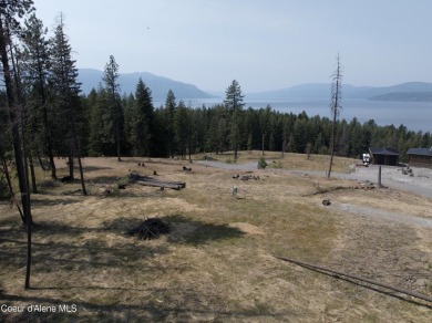 Lake Lot For Sale in Hope, Idaho