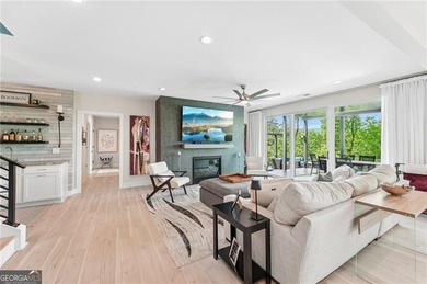 Luxury Living at its Finest - a Custom Modern Mountain Home - photo 14