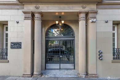 Stunning & sophisticated, this rear-facing flat in a classic - photo 15