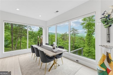 Luxury Living at its Finest - a Custom Modern Mountain Home - photo 18
