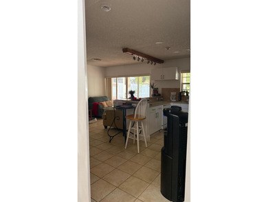 Gorgeous Single home 3 Bedrooms, 2.5 Bath located in the heart - photo 23