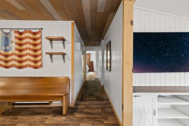 Tucked away in the towering pineywoods of East Texas, this - photo 26