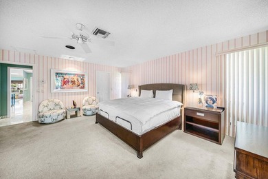 Situated on a quiet cul-de-sac street, with no traffic noise - photo 26