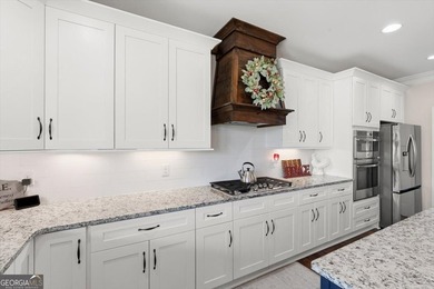 Experience the perfect harmony of grandeur and grace in this - photo 28