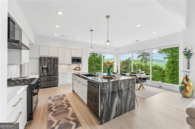Luxury Living at its Finest - a Custom Modern Mountain Home - photo 28
