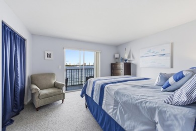 Wake up to the direct Intracoastal lifestyle at 100 Doolen Court - photo 8