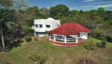 (private lake, pond, coastal) Home For Sale in  Florida