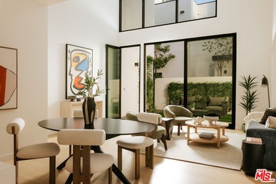 Lake Condo For Sale in Los Angeles, California