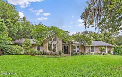 You will love this charming updated 4 bedroom 2.5 bathroom - photo 1