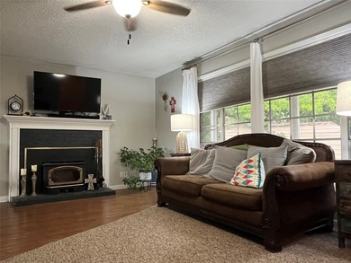 Spacious 5-bedroom lake home offering multiple use options as a - photo 3