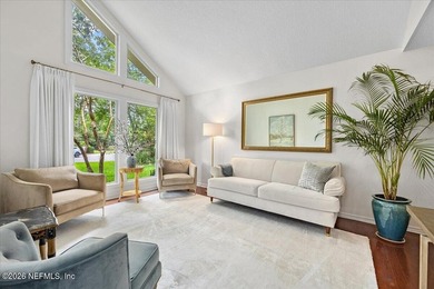 You will love this charming updated 4 bedroom 2.5 bathroom - photo 5