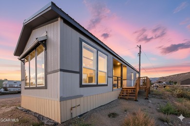 (private lake, pond, creek) Home For Sale in Kremmling Colorado