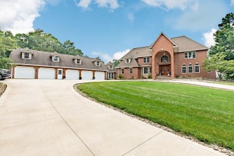 (private lake) Home For Sale in Lexington Ohio