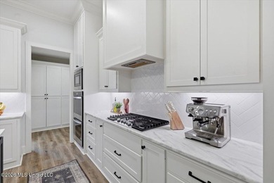 Welcome to this beautiful 4 bedroom, 3 bathroom home located in - photo 13