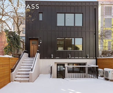 A rare Red Hook townhouse offering two separate residences on - photo 18