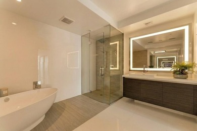 Experience the pinnacle of coastal luxury in this fully - photo 21