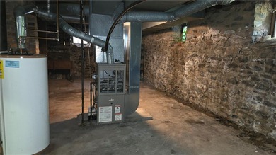 Attention Investors, Flippers, and Historic Home Lovers! - photo 24