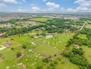 Enjoy a relaxed country lifestyle just 15 minutes from Dallas - photo 4