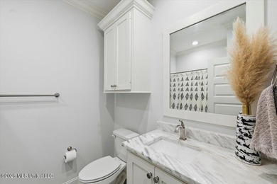 Welcome to this beautiful 4 bedroom, 3 bathroom home located in - photo 25
