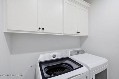 Welcome to this beautiful 4 bedroom, 3 bathroom home located in - photo 31
