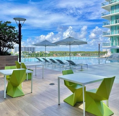 Experience the pinnacle of coastal luxury in this fully - photo 33