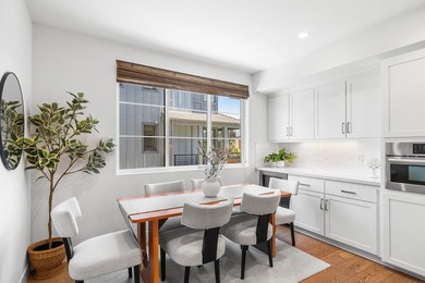 Luxury and convenience with Top-Rated Los Gatos Schools! - photo 4
