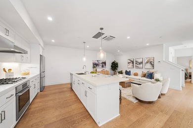 Luxury and convenience with Top-Rated Los Gatos Schools! - photo 6