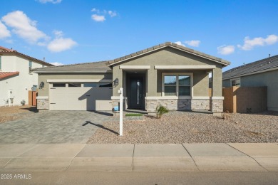 Lake Home Sale Pending in Maricopa, Arizona