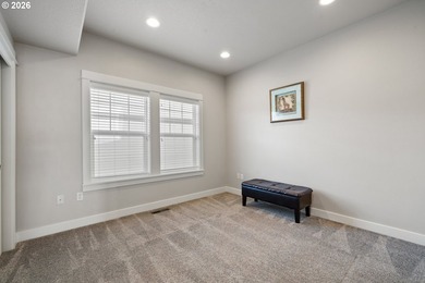 Welcome to this beautifully appointed 2-bedroom, 3-bathroom - photo 11