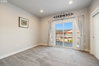 Welcome to this beautifully appointed 2-bedroom, 3-bathroom - photo 14