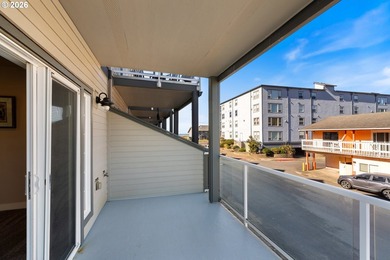 Welcome to this beautifully appointed 2-bedroom, 3-bathroom - photo 17
