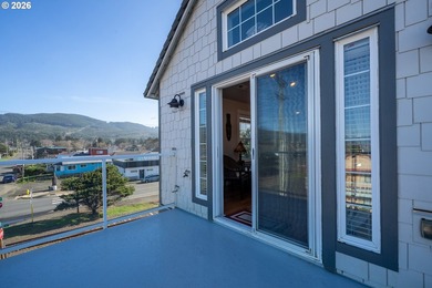Welcome to this beautifully appointed 2-bedroom, 3-bathroom - photo 25