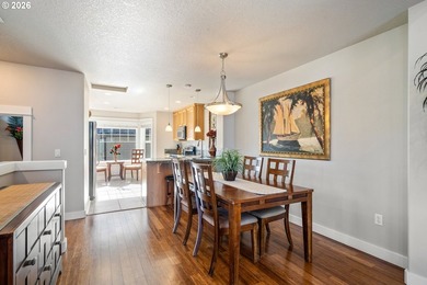 Welcome to this beautifully appointed 2-bedroom, 3-bathroom - photo 29