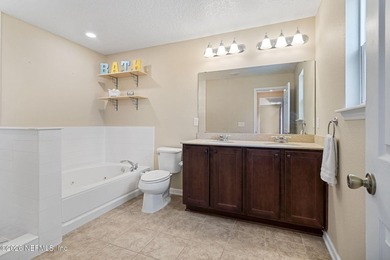 GREAT LOCATION! 20 mins from JIA, 30 min from Mayport NAS & only - photo 34