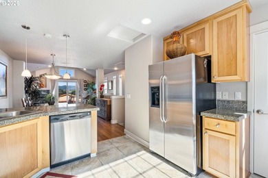 Welcome to this beautifully appointed 2-bedroom, 3-bathroom - photo 34