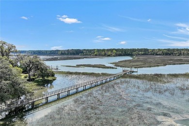 Stunning park-like setting along the shores of the May River and - photo 8