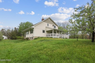 Lake Home For Sale in Waymart, Pennsylvania
