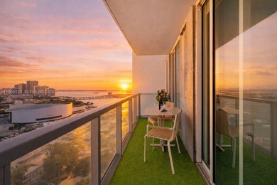 DOWNTOWN MIAMI VIZCAYNE CONDO Located on the 31st floor